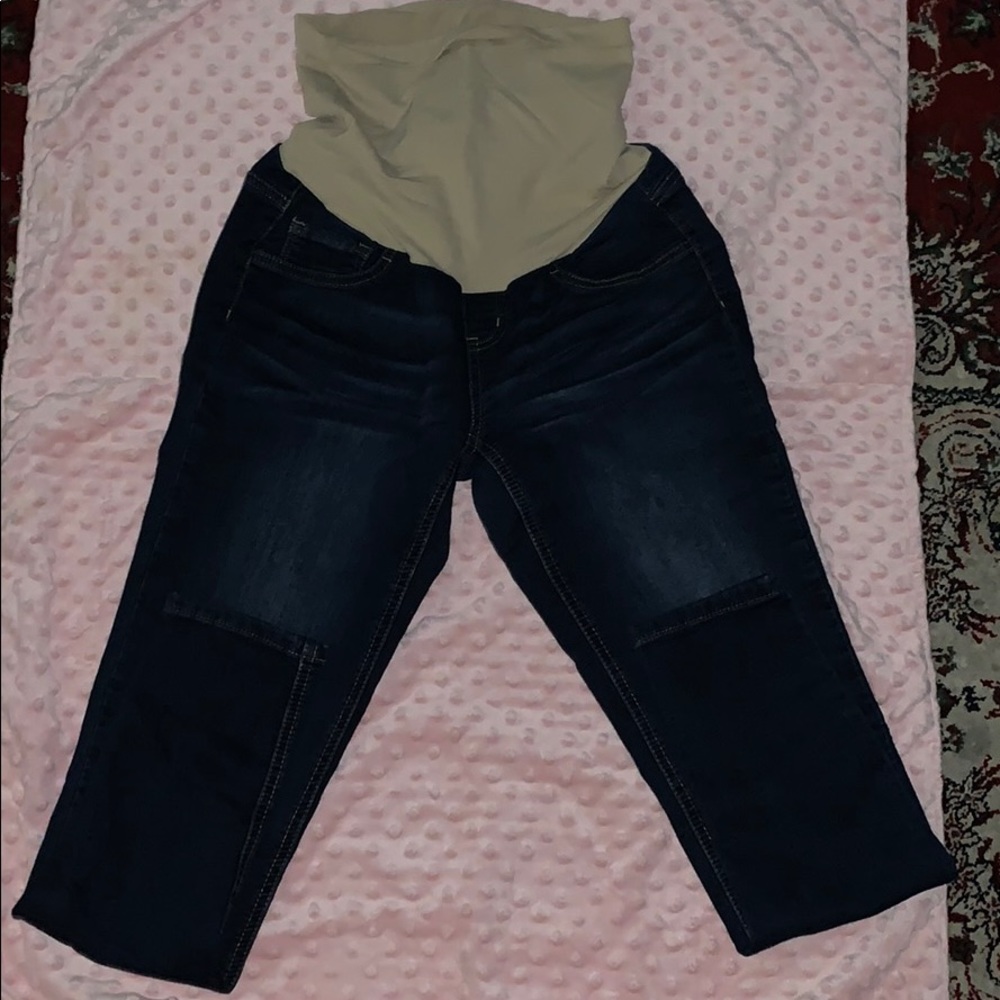 Maternity blue jeans, skinny leg.